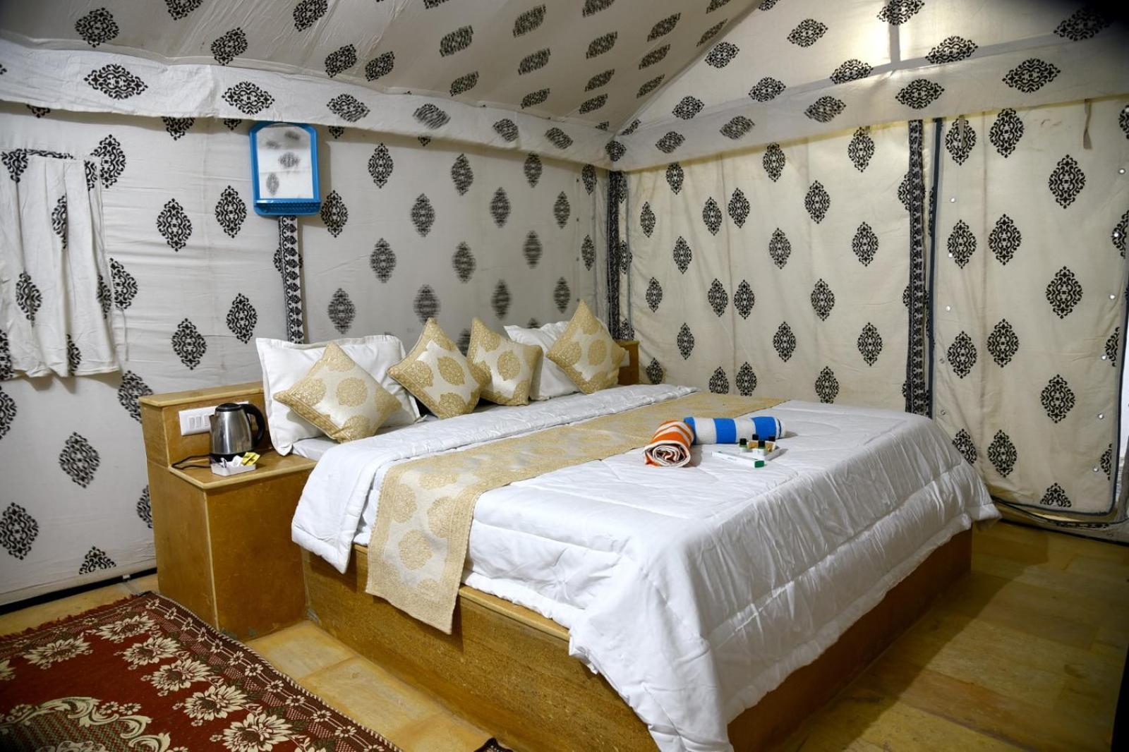 Saffron Heritage Desert Camp Jaisalmer Cameră foto